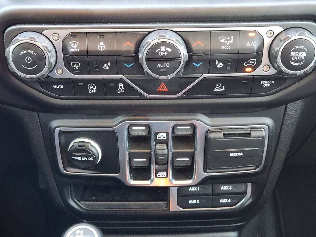 2021 Jeep Wrangler Unlimited Sahara Altitude 4x4