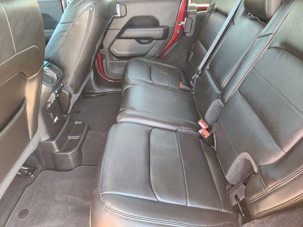 2021 Jeep Wrangler Unlimited Sahara Altitude 4x4