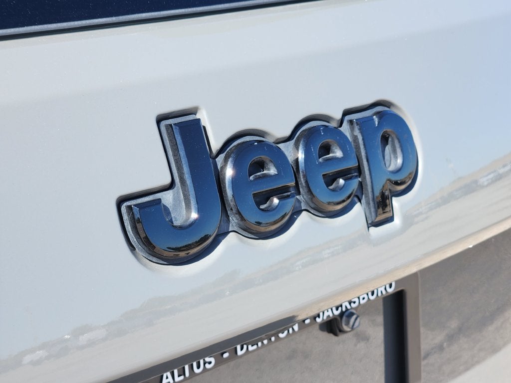 2021 Jeep Grand Cherokee Laredo X 4x2