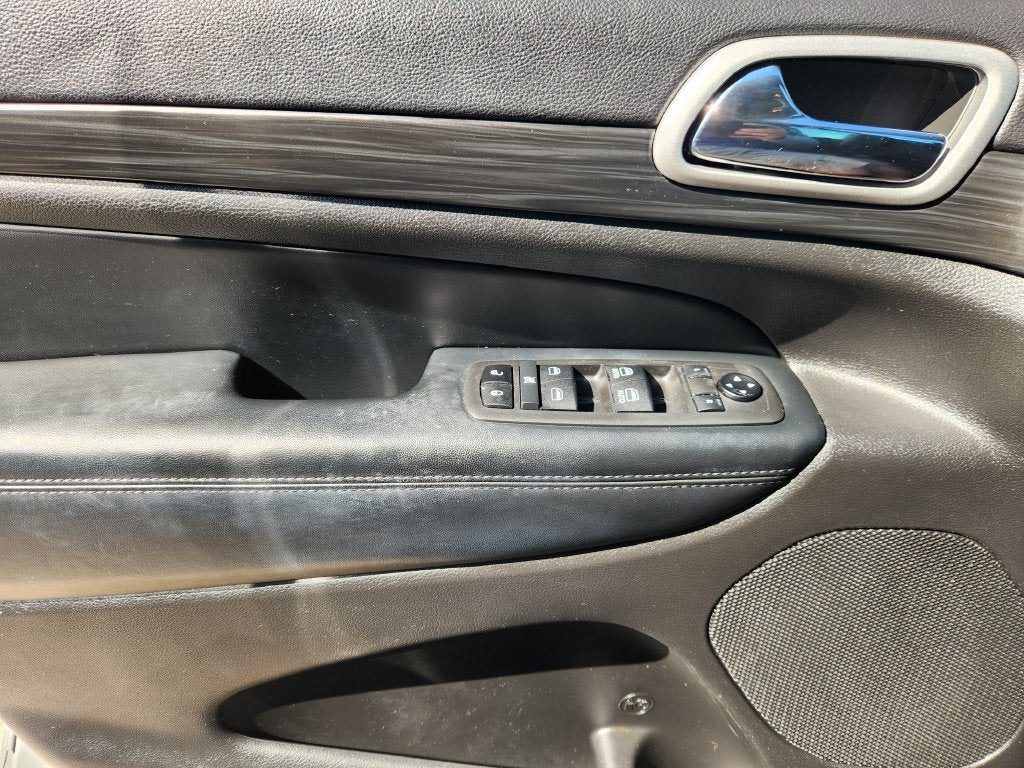 2021 Jeep Grand Cherokee Laredo X 4x2