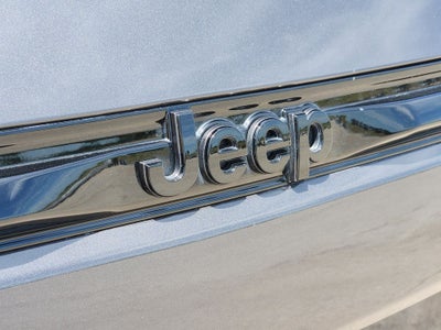 2023 Jeep Grand Cherokee Altitude 4x2