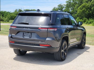2023 Jeep Grand Cherokee Altitude 4x2