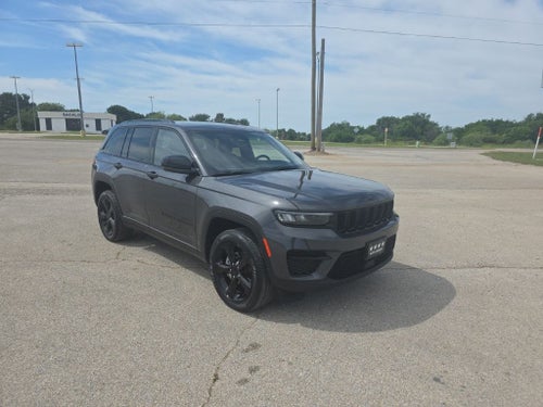 2023 Jeep Grand Cherokee Altitude 4x2