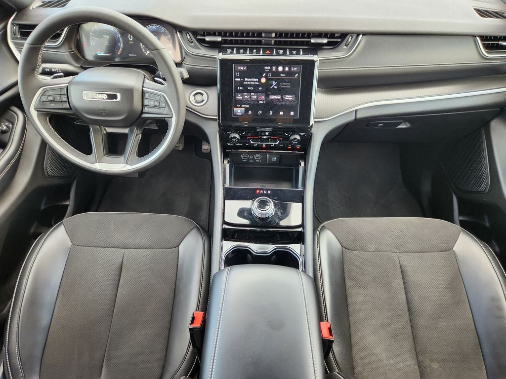 2023 Jeep Grand Cherokee Altitude 4x2
