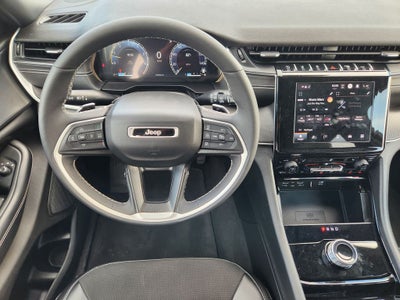 2023 Jeep Grand Cherokee Altitude 4x2