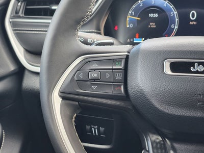 2023 Jeep Grand Cherokee Altitude 4x2