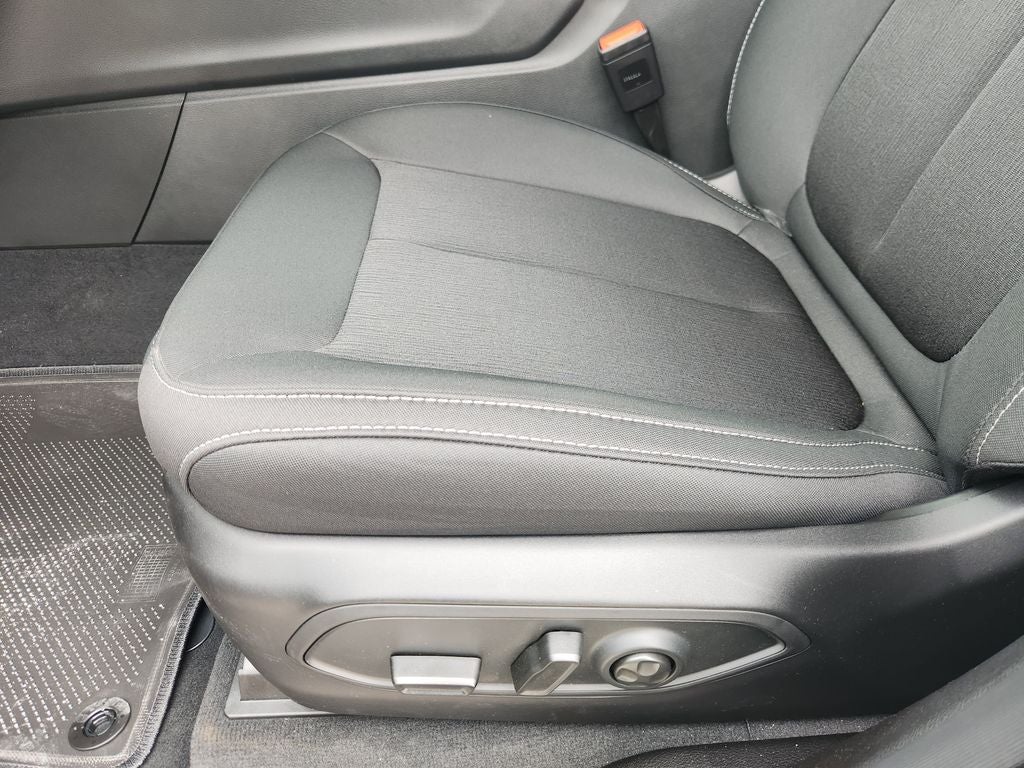 2026 Jeep Grand Cherokee GRAND CHEROKEE LAREDO 4X2