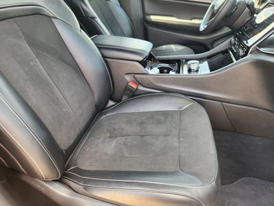 2023 Jeep Grand Cherokee Altitude 4x2