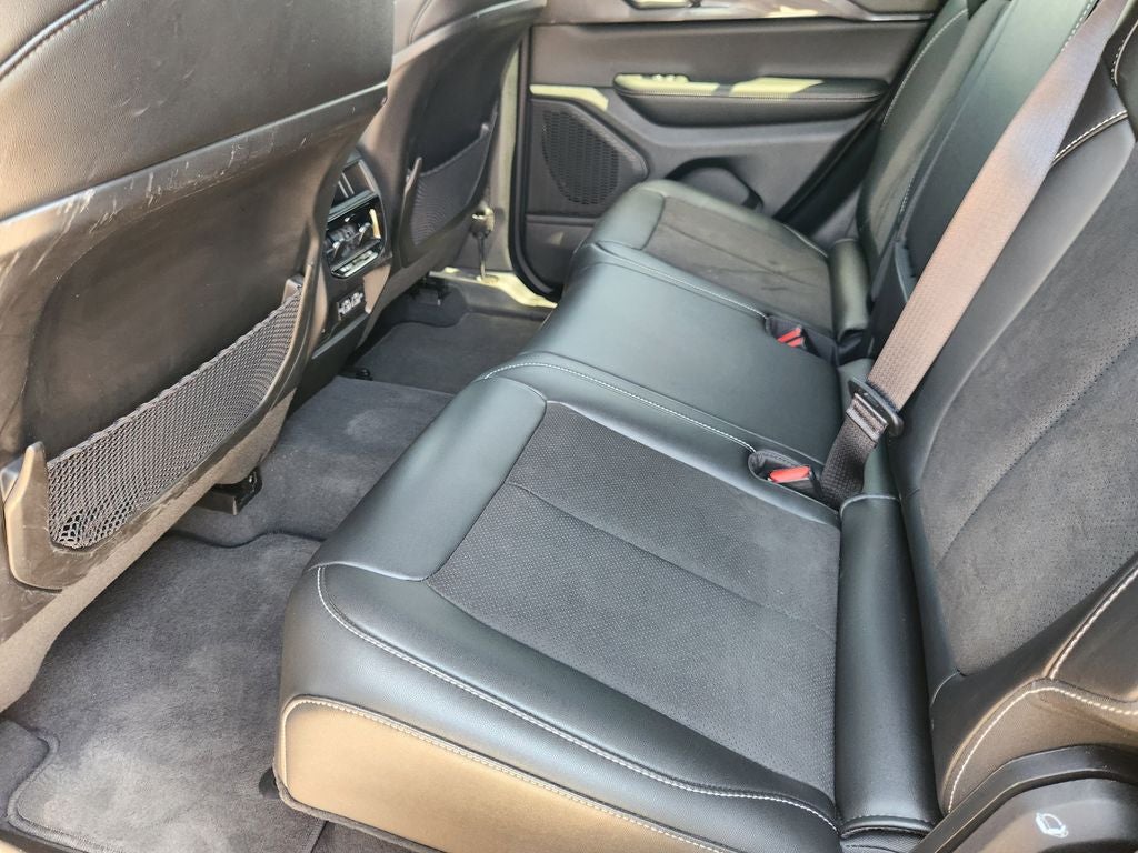 2023 Jeep Grand Cherokee Altitude 4x2