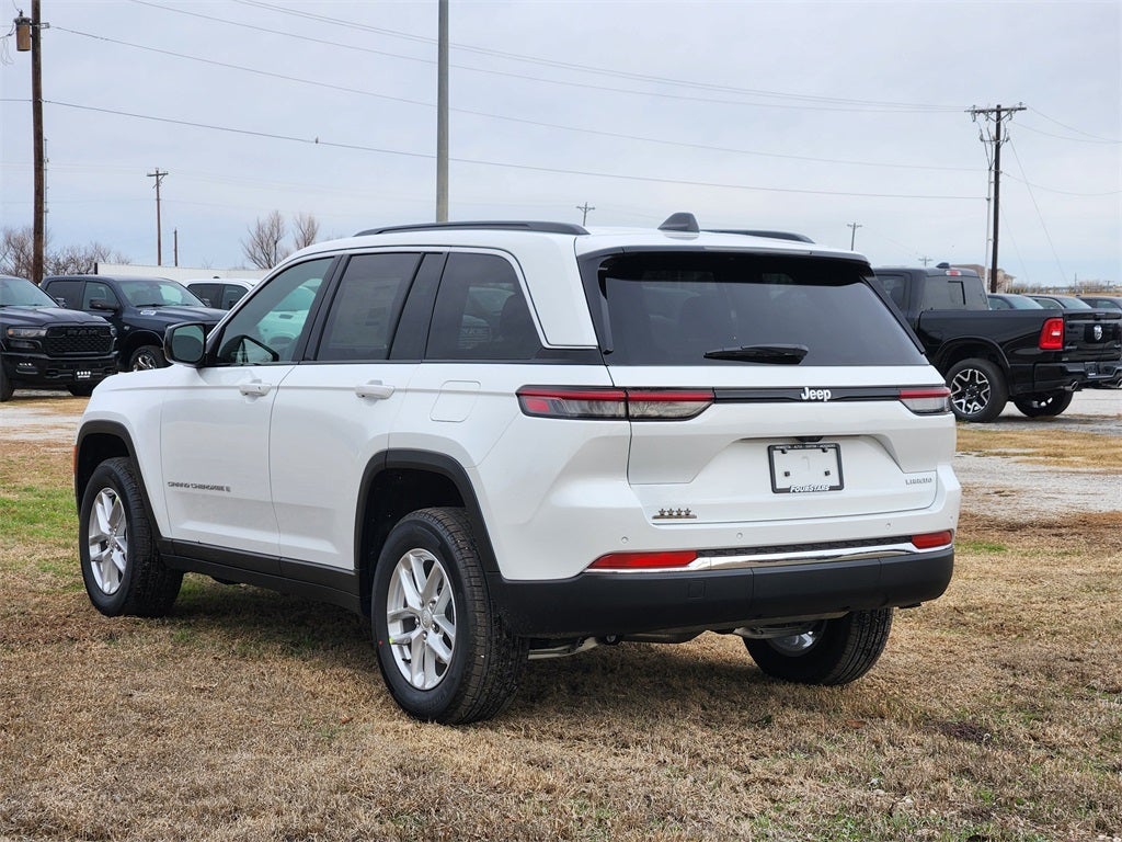 2026 Jeep Grand Cherokee GRAND CHEROKEE LAREDO 4X2