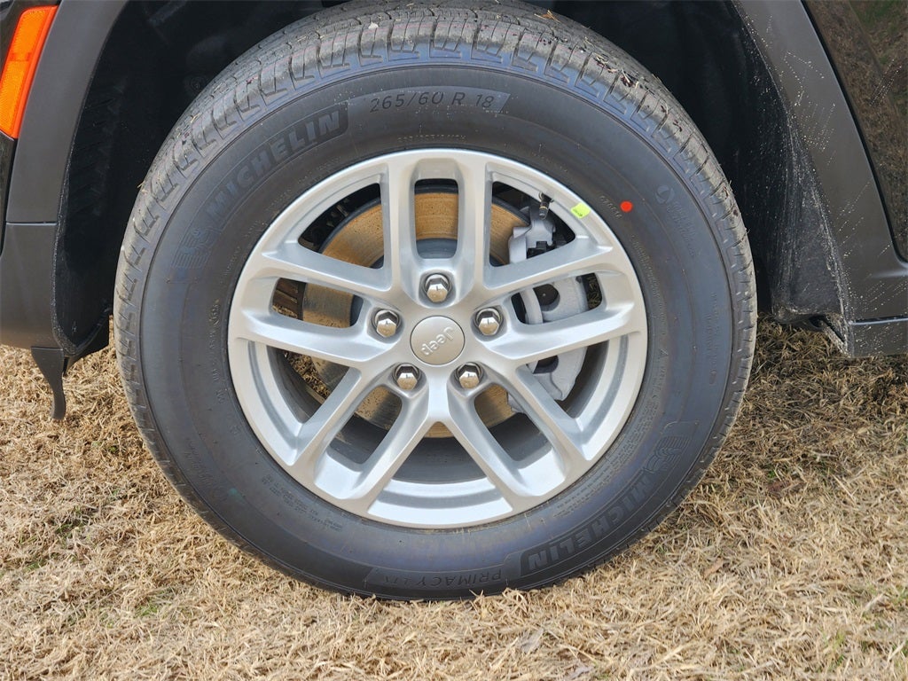 2026 Jeep Grand Cherokee GRAND CHEROKEE LAREDO 4X2