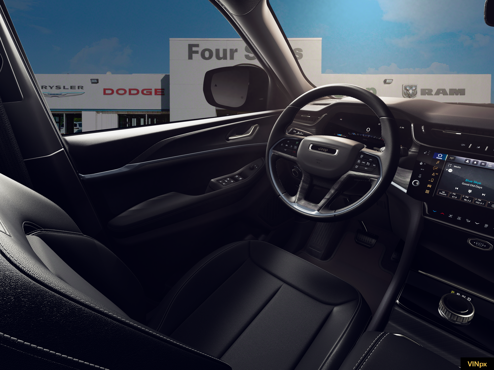 2026 Jeep Grand Cherokee GRAND CHEROKEE LAREDO ALTITUDE 4X2