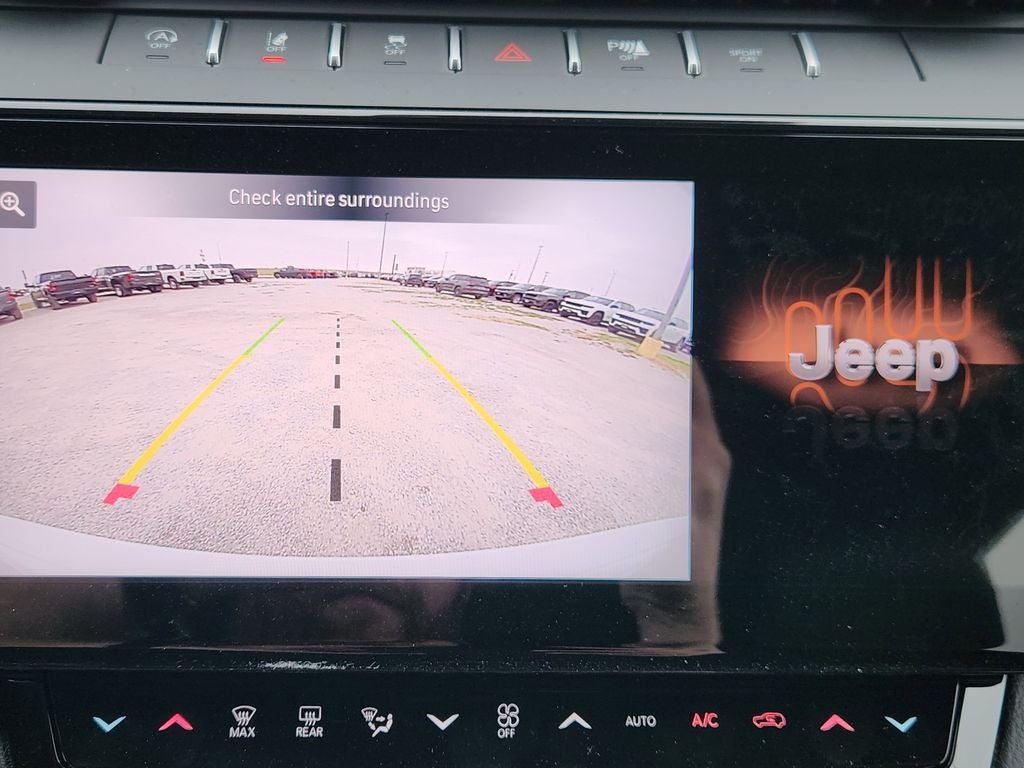 2026 Jeep Grand Cherokee GRAND CHEROKEE LAREDO ALTITUDE 4X2