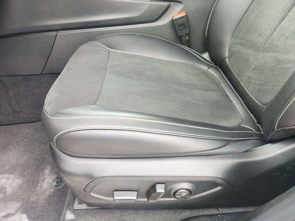 2026 Jeep Grand Cherokee GRAND CHEROKEE LAREDO ALTITUDE 4X2