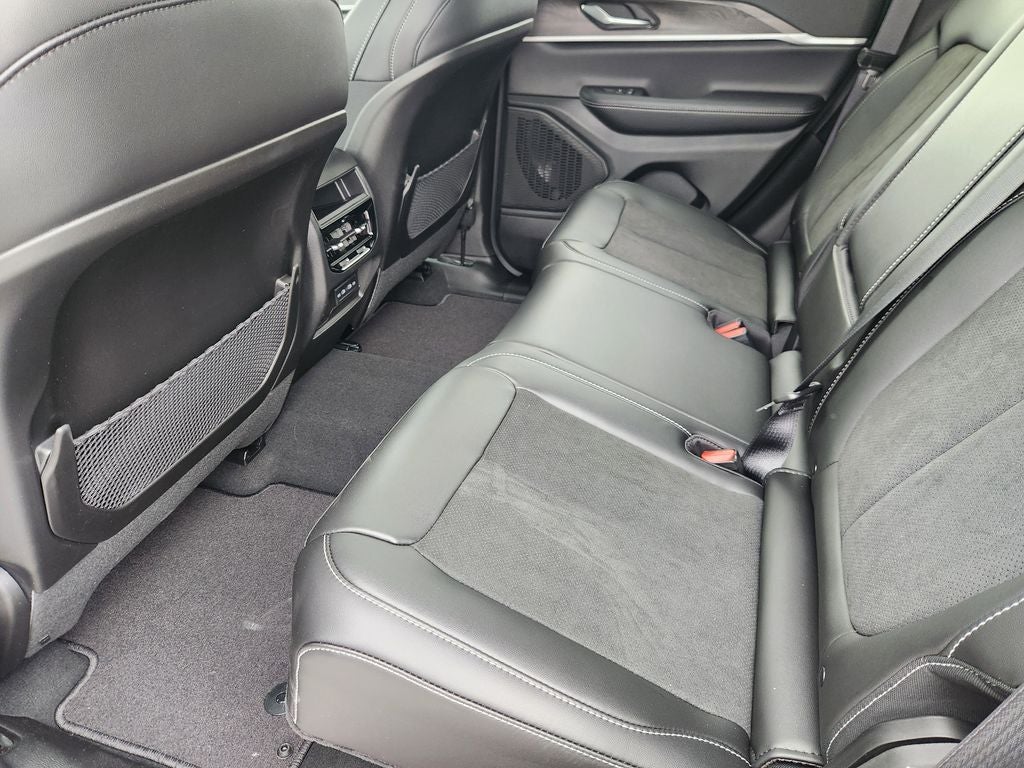 2026 Jeep Grand Cherokee GRAND CHEROKEE LAREDO ALTITUDE 4X2