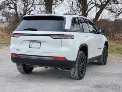 2026 Jeep Grand Cherokee GRAND CHEROKEE LAREDO ALTITUDE 4X2