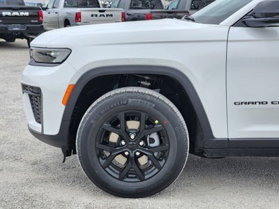 2026 Jeep Grand Cherokee GRAND CHEROKEE LAREDO ALTITUDE 4X2