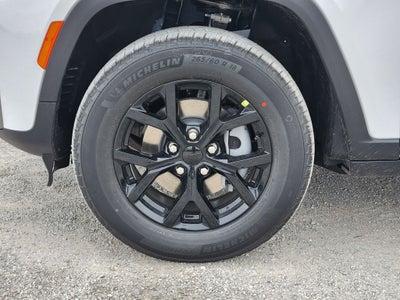 2026 Jeep Grand Cherokee GRAND CHEROKEE LAREDO ALTITUDE 4X2