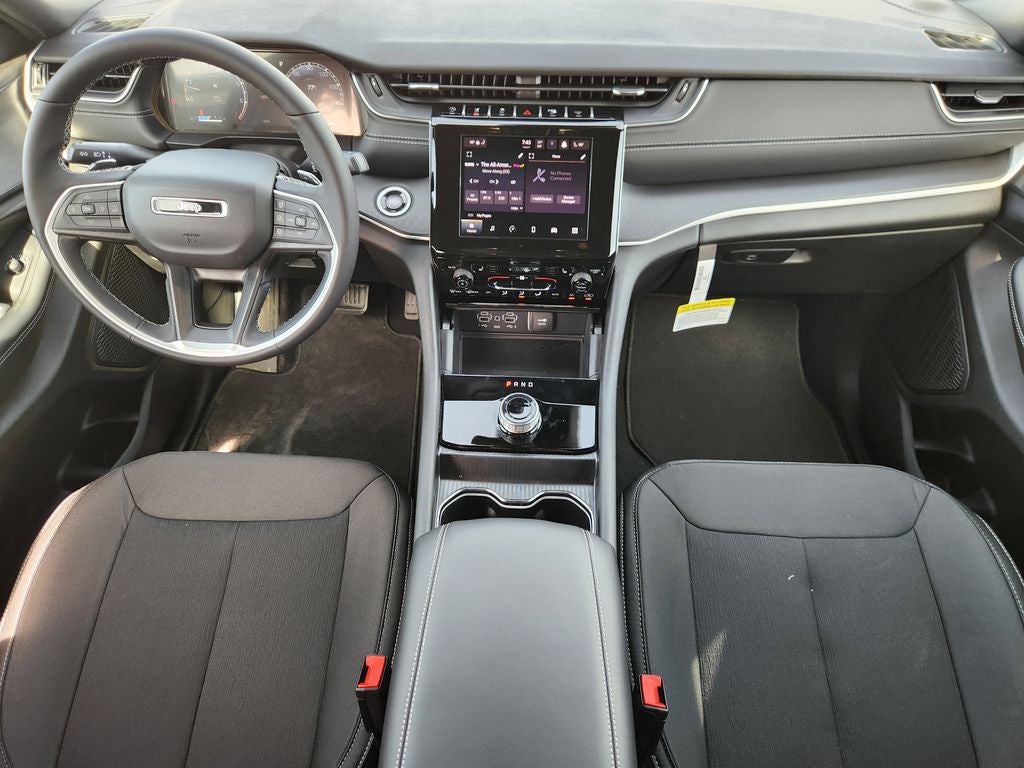 2026 Jeep Grand Cherokee GRAND CHEROKEE LAREDO X 4X4