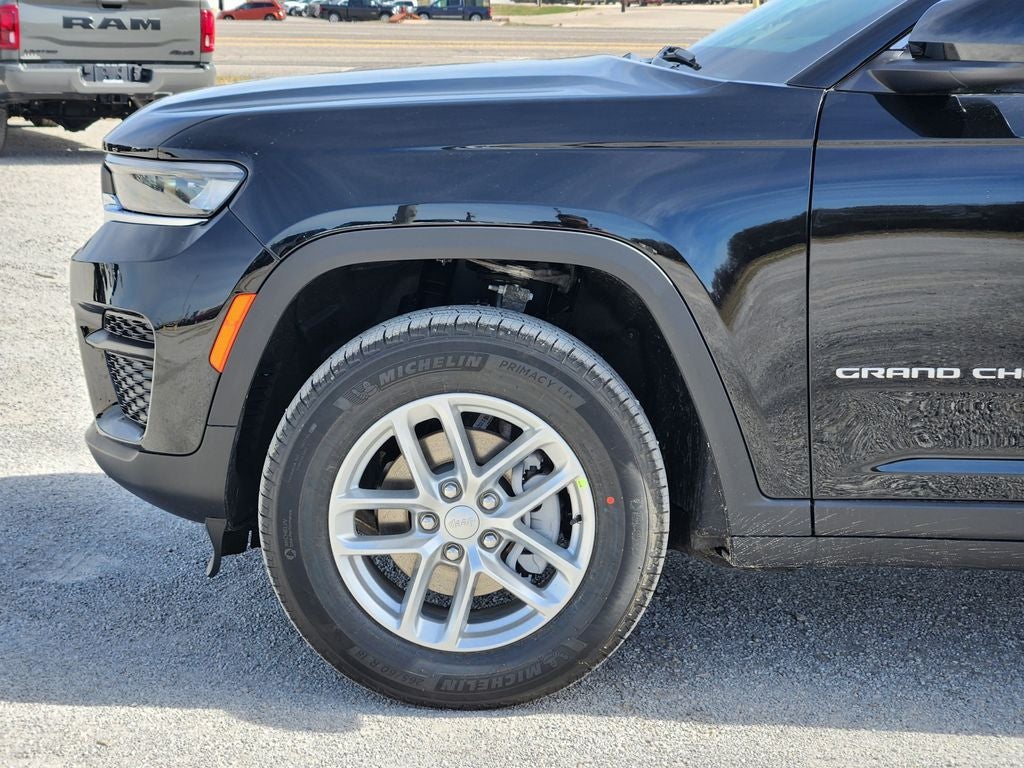 2026 Jeep Grand Cherokee GRAND CHEROKEE LAREDO X 4X4