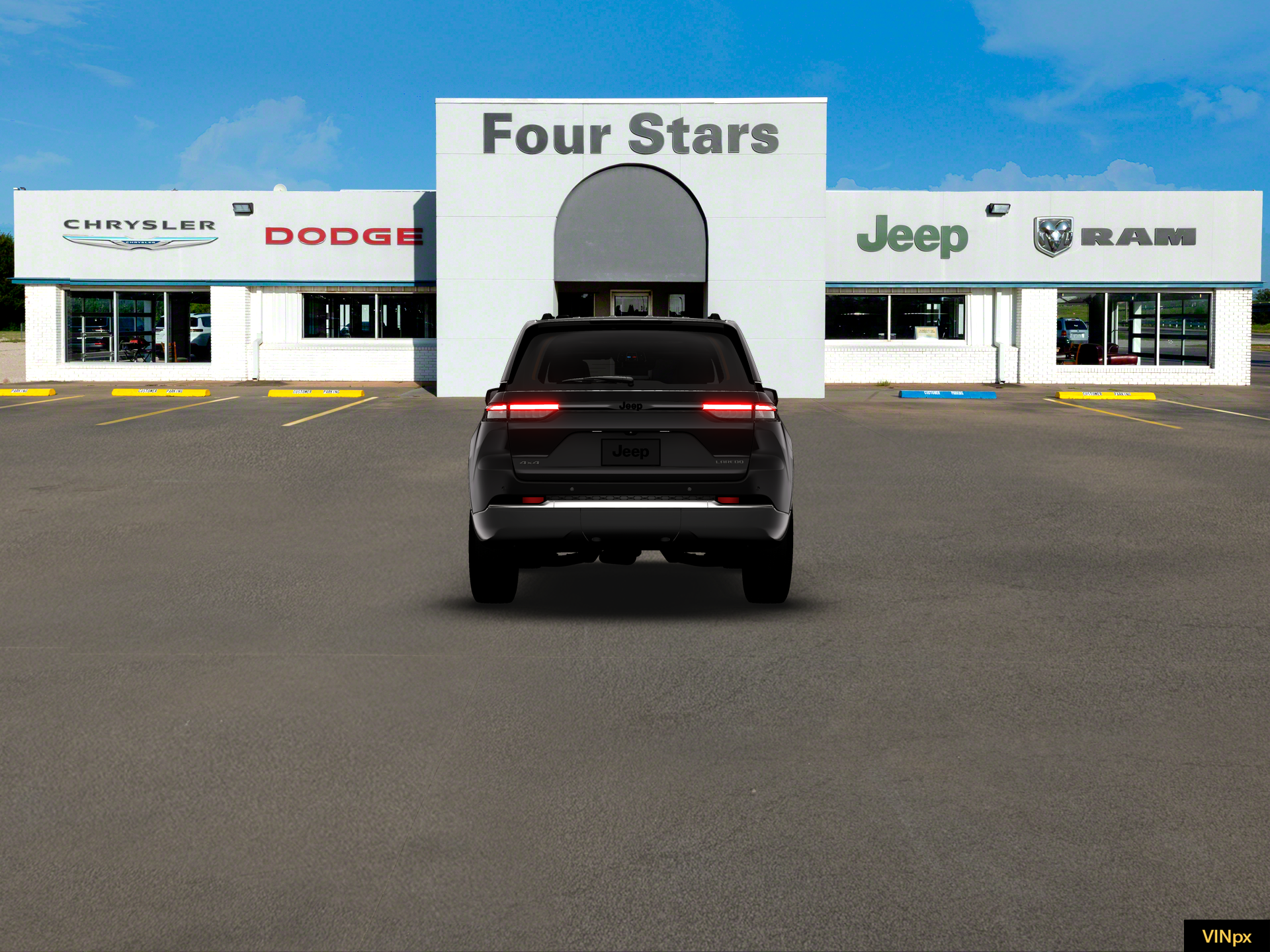 2026 Jeep Grand Cherokee GRAND CHEROKEE LAREDO X 4X4