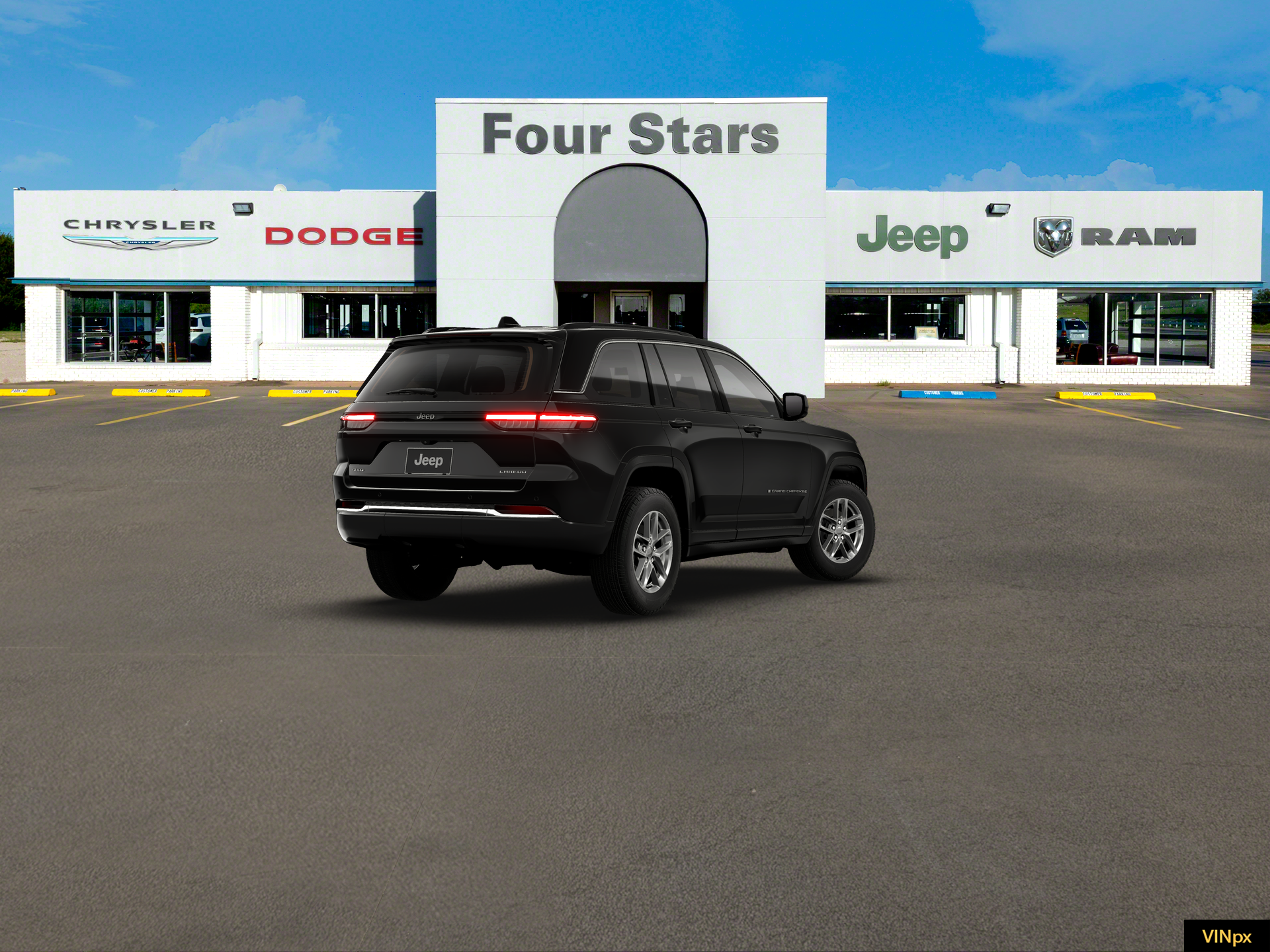 2026 Jeep Grand Cherokee GRAND CHEROKEE LAREDO X 4X4
