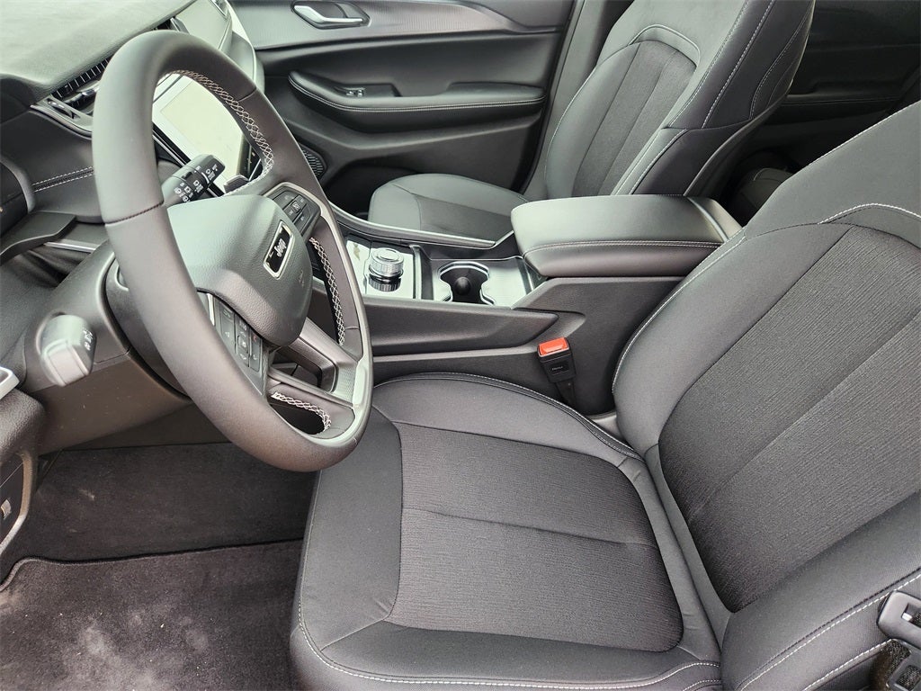 2026 Jeep Grand Cherokee GRAND CHEROKEE LAREDO X 4X4