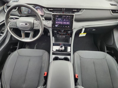 2026 Jeep Grand Cherokee GRAND CHEROKEE LAREDO X 4X4