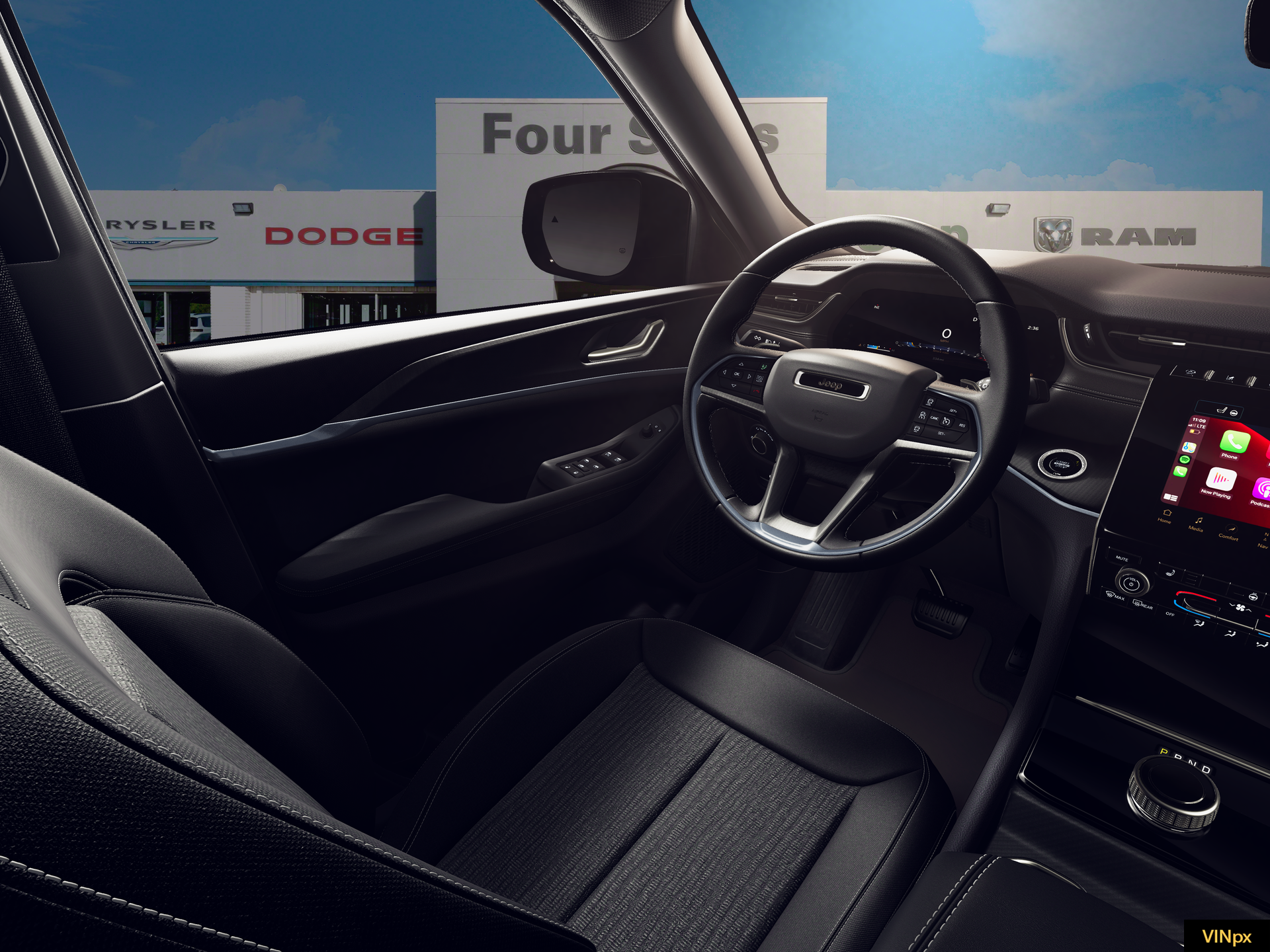 2026 Jeep Grand Cherokee GRAND CHEROKEE LAREDO X 4X4