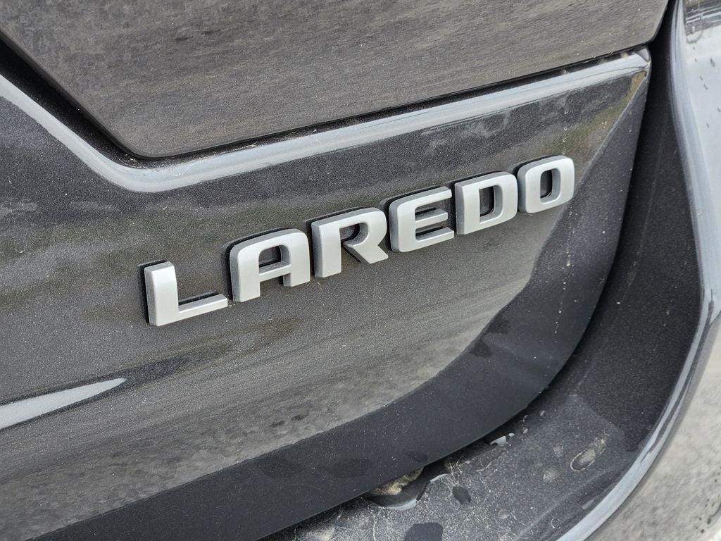 2026 Jeep Grand Cherokee GRAND CHEROKEE LAREDO X 4X4