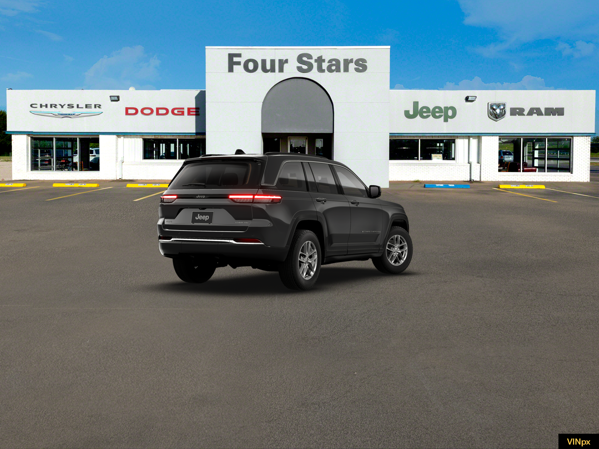 2026 Jeep Grand Cherokee GRAND CHEROKEE LAREDO X 4X4