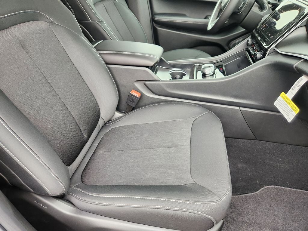 2026 Jeep Grand Cherokee GRAND CHEROKEE LAREDO X 4X4