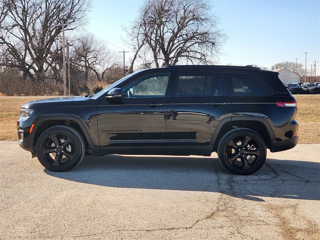 2025 Jeep Grand Cherokee Altitude X 4x4