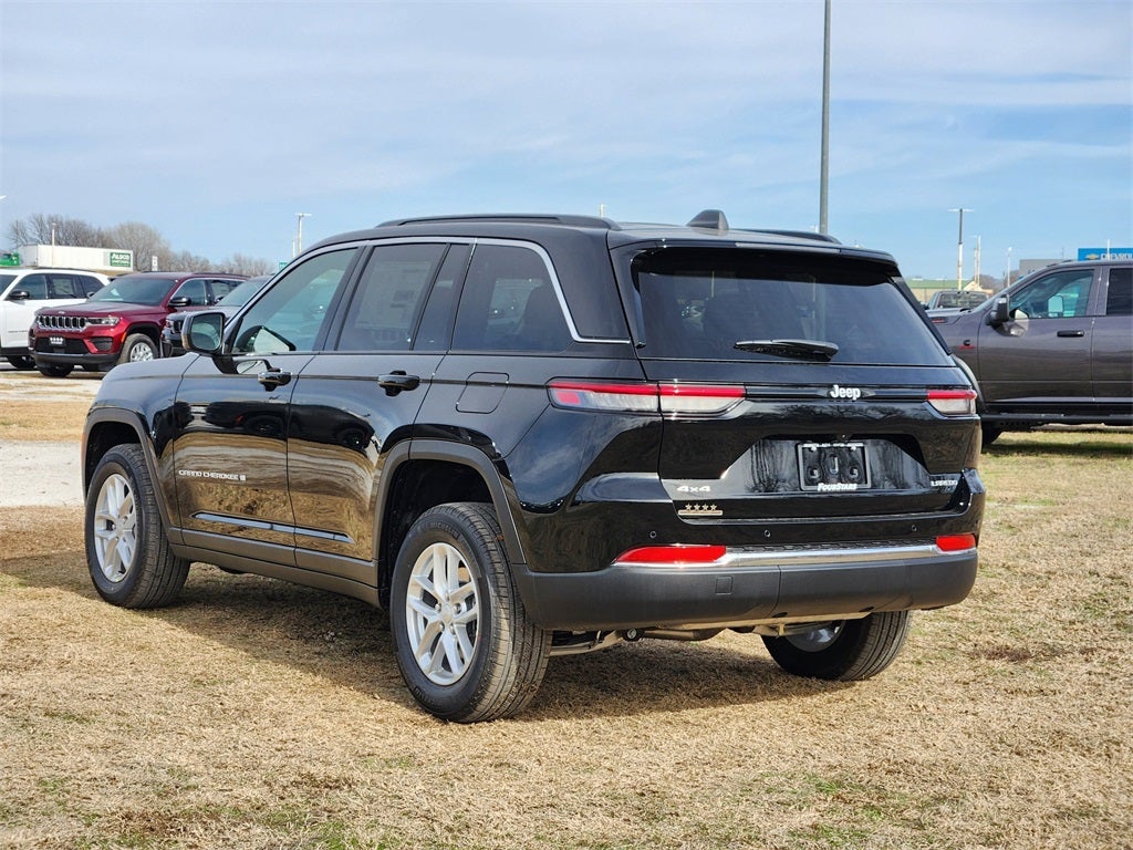 2026 Jeep Grand Cherokee GRAND CHEROKEE LAREDO X 4X4