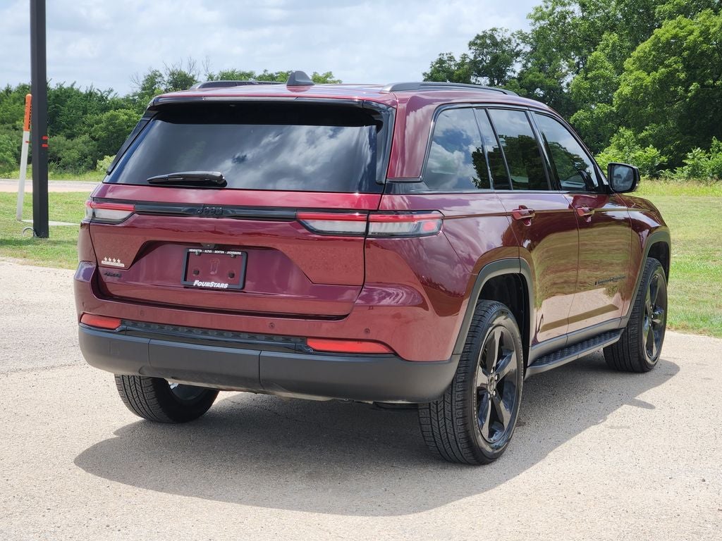 2022 Jeep Grand Cherokee Altitude 4x4