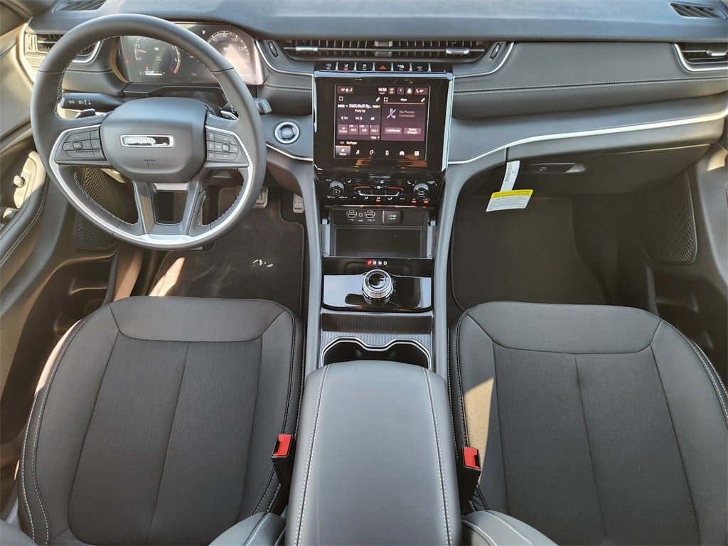 2026 Jeep Grand Cherokee GRAND CHEROKEE LAREDO X 4X4