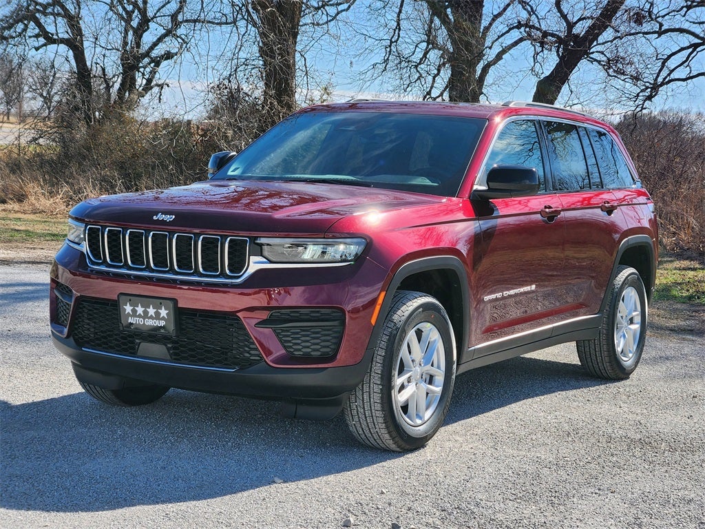 2026 Jeep Grand Cherokee GRAND CHEROKEE LAREDO X 4X4