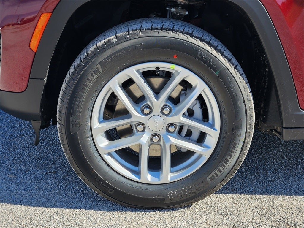 2026 Jeep Grand Cherokee GRAND CHEROKEE LAREDO X 4X4