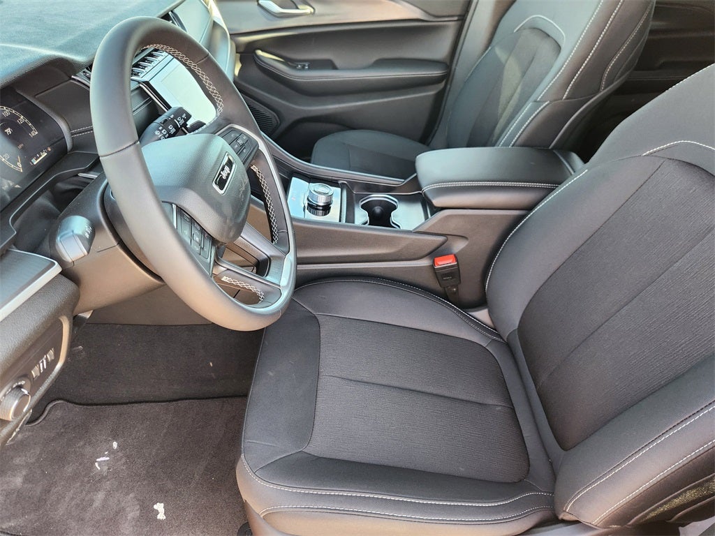 2026 Jeep Grand Cherokee GRAND CHEROKEE LAREDO X 4X4