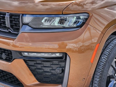 2027 Jeep Grand Cherokee GRAND CHEROKEE LIMITED RESERVE 4X4