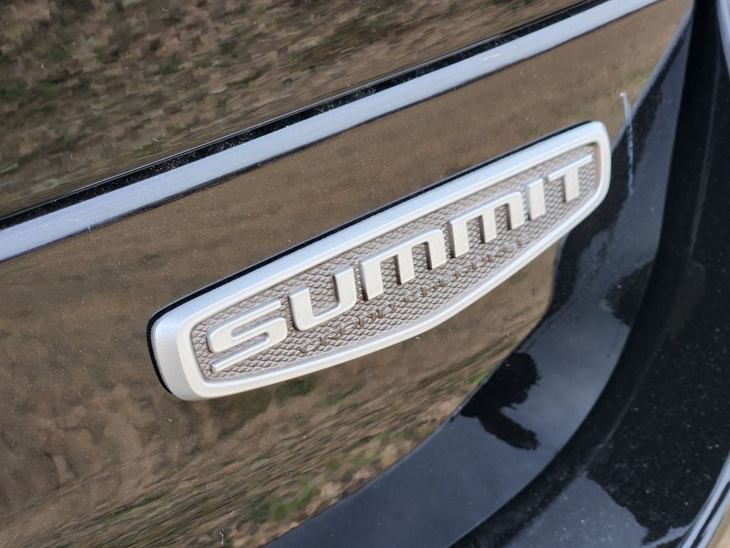 2025 Jeep Grand Cherokee GRAND CHEROKEE SUMMIT RESERVE 4X4