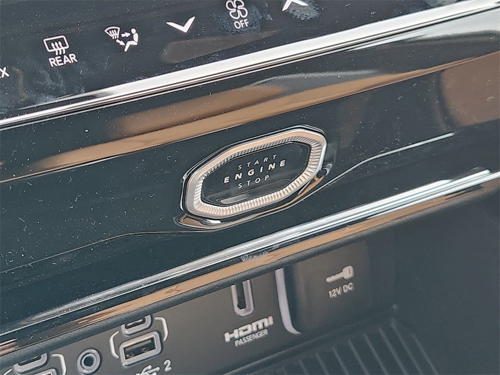 2026 Jeep Grand Cherokee GRAND CHEROKEE SUMMIT 4X4