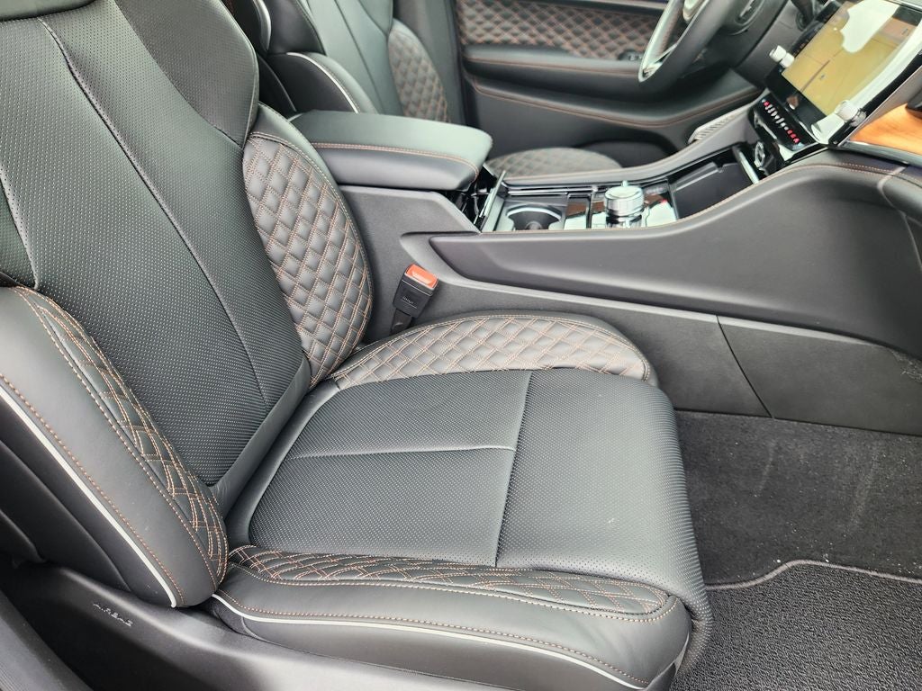 2026 Jeep Grand Cherokee GRAND CHEROKEE SUMMIT 4X4