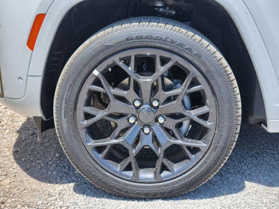 2026 Jeep Grand Cherokee GRAND CHEROKEE SUMMIT 4X4