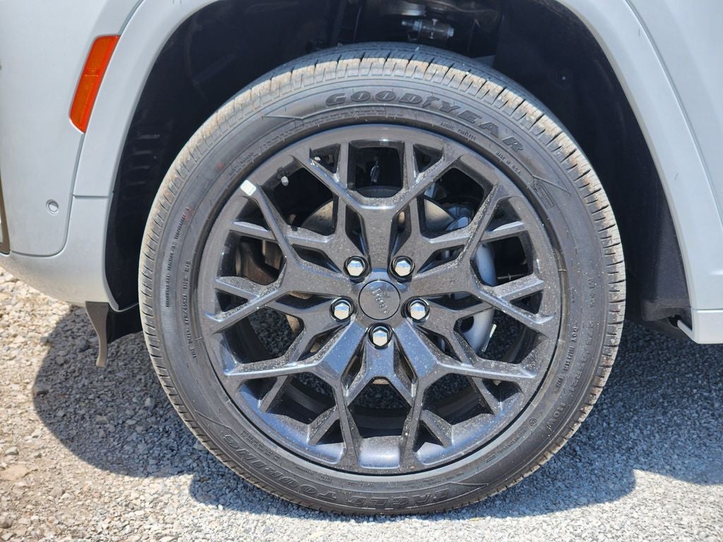 2026 Jeep Grand Cherokee GRAND CHEROKEE SUMMIT 4X4
