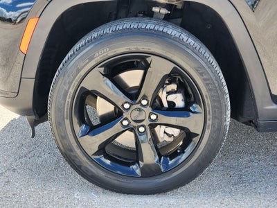 2022 Jeep Grand Cherokee L Altitude 4x2