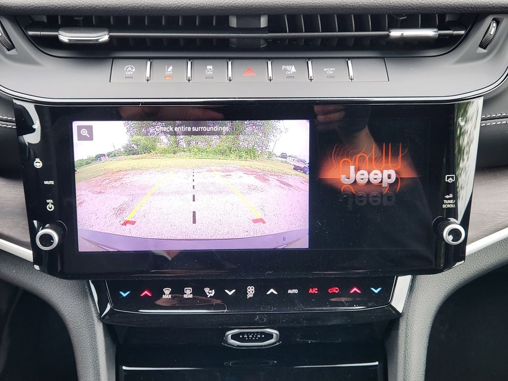 2026 Jeep Grand Cherokee GRAND CHEROKEE L LAREDO ALTITUDE 4X2