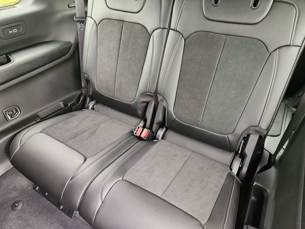 2026 Jeep Grand Cherokee GRAND CHEROKEE L LAREDO ALTITUDE 4X2