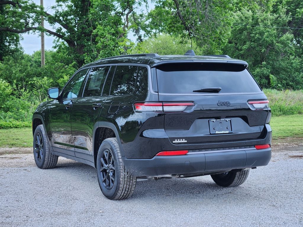 2026 Jeep Grand Cherokee GRAND CHEROKEE L LAREDO ALTITUDE 4X2