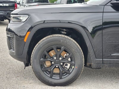 2026 Jeep Grand Cherokee GRAND CHEROKEE L LAREDO ALTITUDE 4X2